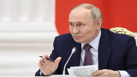 بوتين يتهم أوكرانيا بتعطيل الانتخابات الروسية