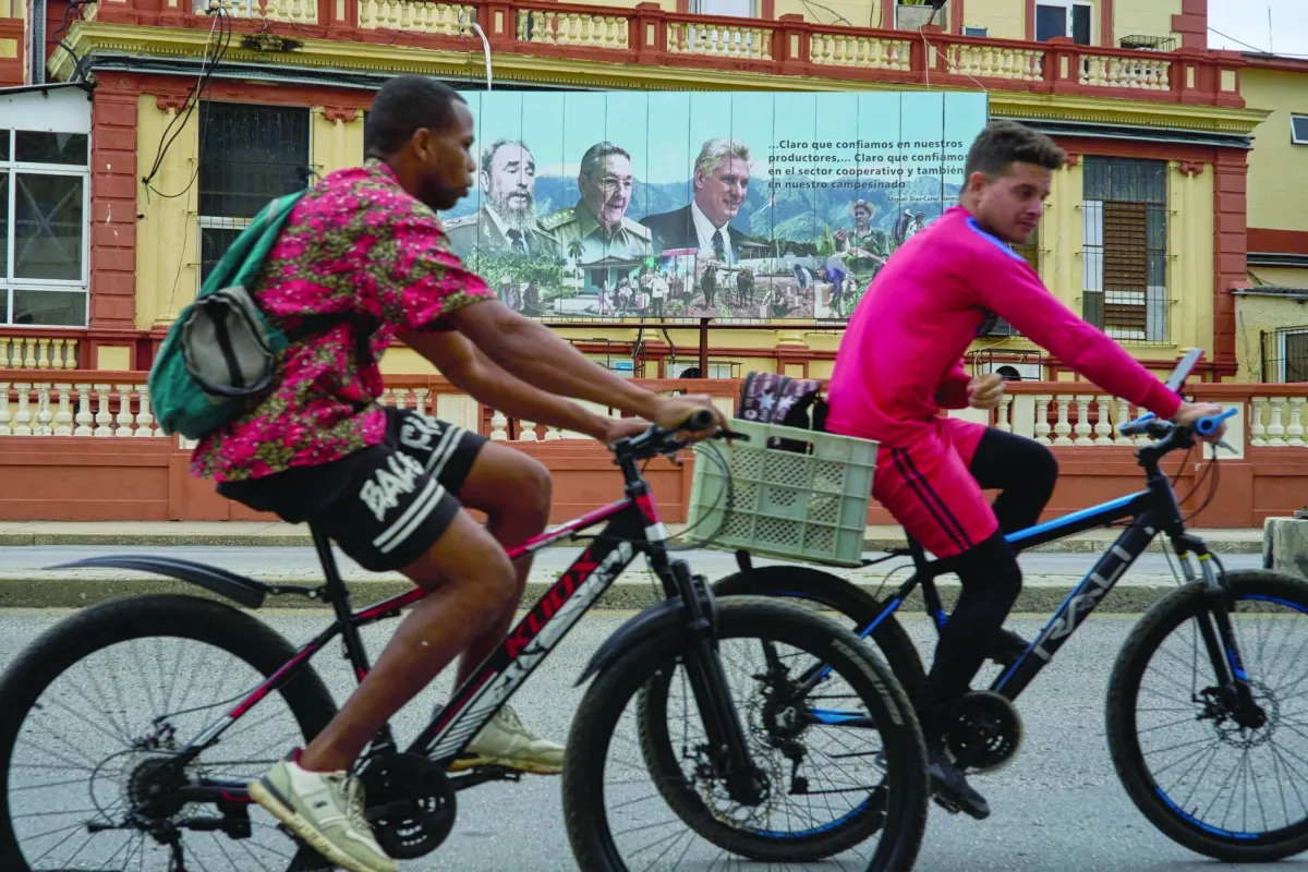 جيل جديد من آل كاسترو في كوبا: تحولات سياسية واقتصادية