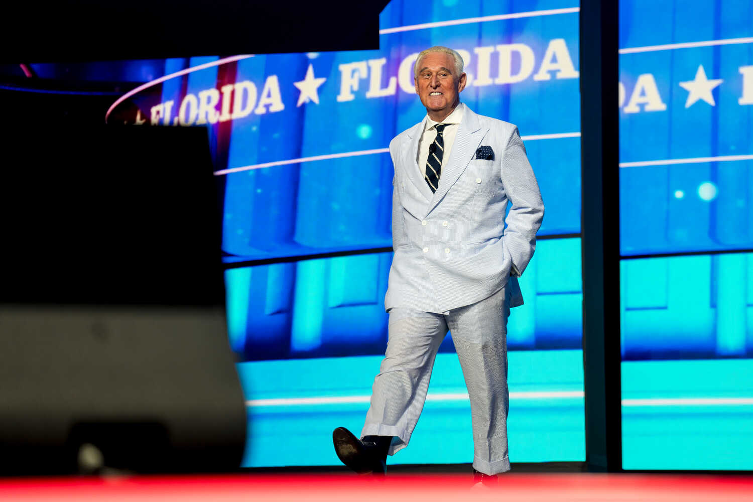 أحكام بالسجن ضد معارضين روسيين في سانت بطرسبرغ