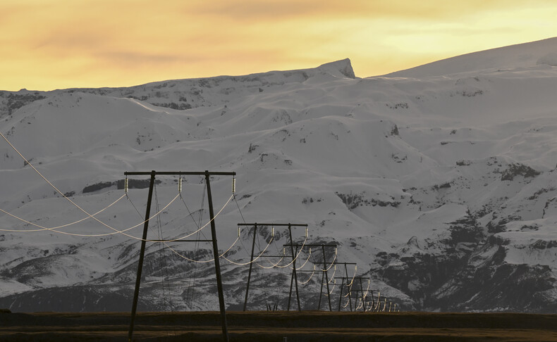 Maintain Arctic Oil Exploration Ban for Global Environment