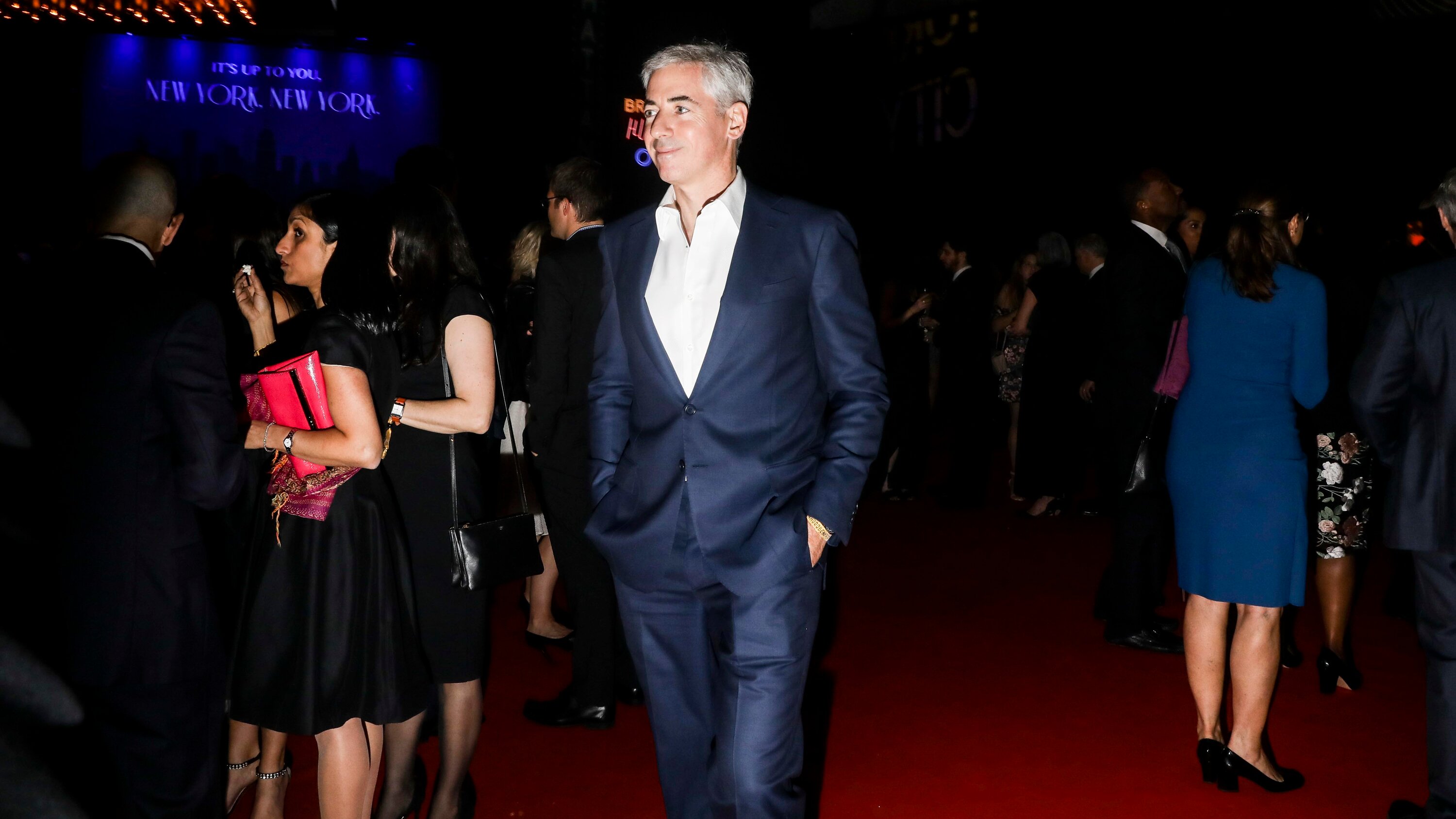 استحواذ أكمان على يونيفرسال ميوزيك بـ 56 مليار يورو