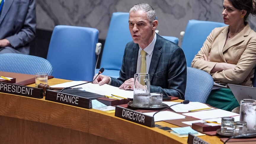 فرنسا تدعو إسرائيل لرفع العوائق أمام المساعدات في غزة