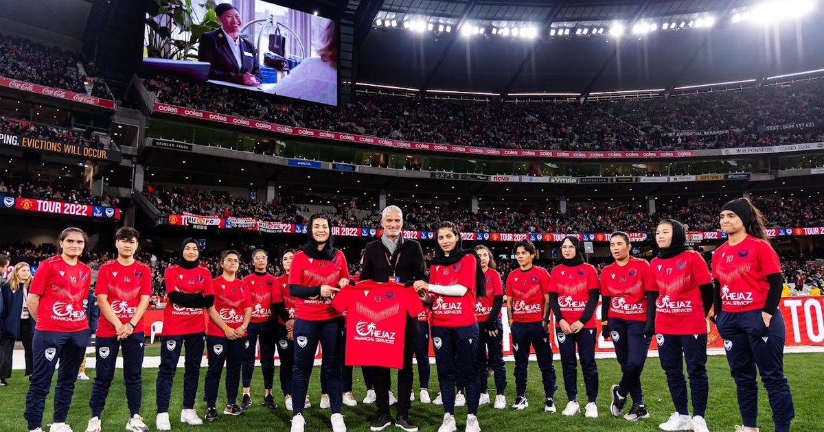 عودة الفريق النسائي الأفغاني لكرة القدم كرمز للمقاومة