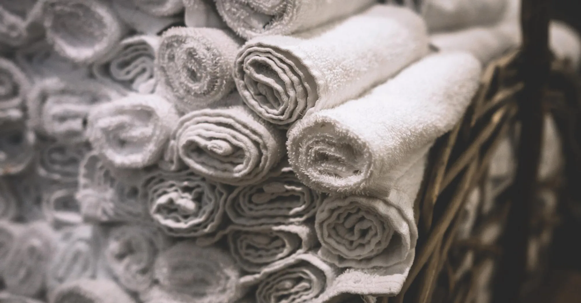 Effective Ways to Clean Greasy Kitchen Towels