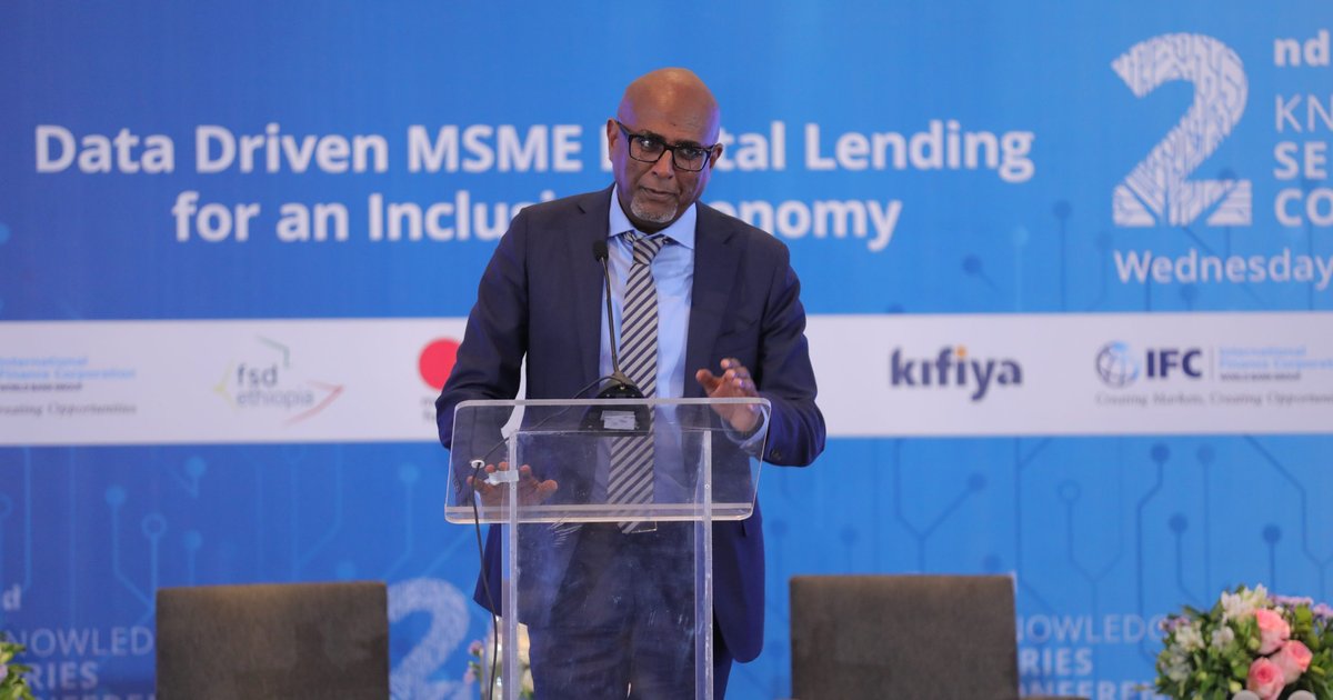 جامعة قنا تبدأ حصر أوائل الخريجين