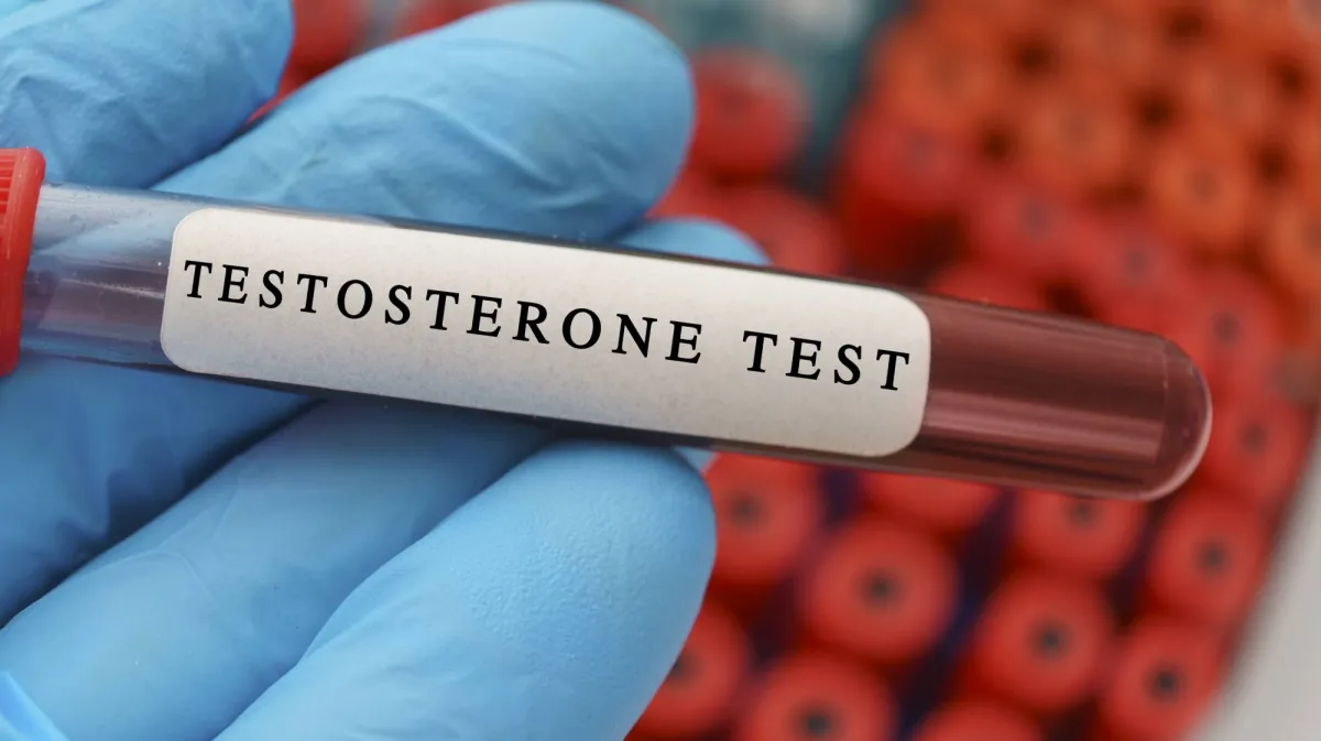 Rückgang des Testosteronspiegels: Symptome und Behandlung
