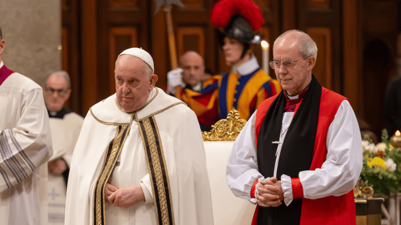 اجتماع تاريخي بين رئيس أساقفة كانتربري والبابا في الفاتيكان