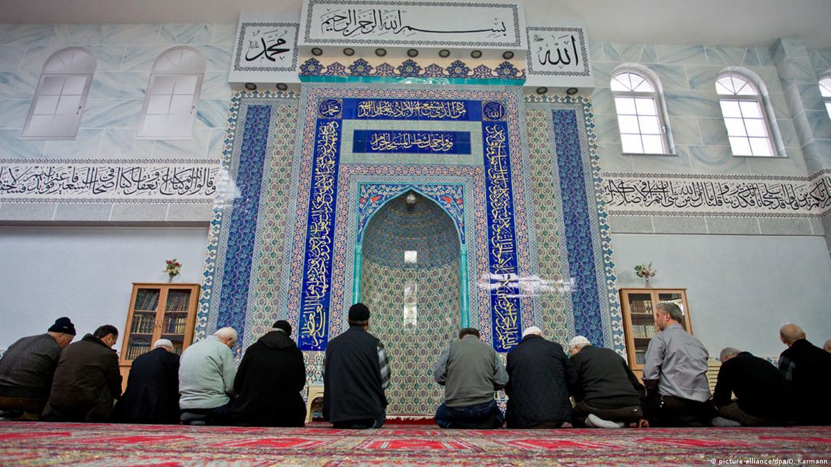 Rückgang von Kirchen in Deutschland und Zunahme anderer Tempel