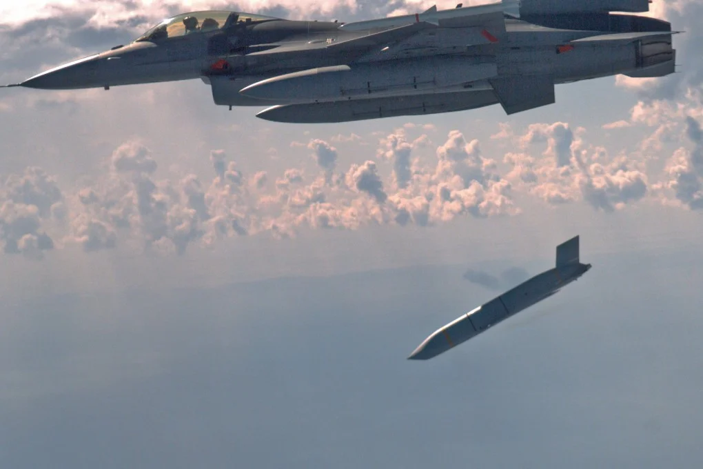 US withdraws JASSM-ER missiles to counter Iran