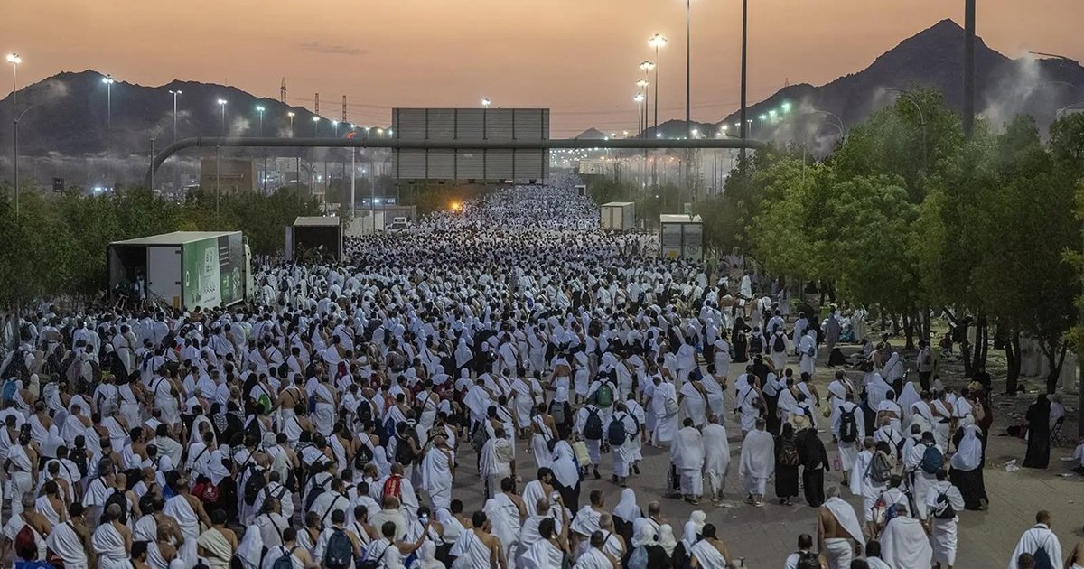 تنقل الحجاج بين المشاعر خلال أيام التشريق