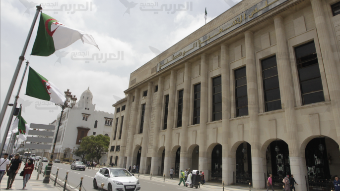 قانون الأنشطة التجارية الجزائرية أمام البرلمان