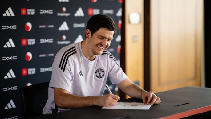 مانشستر يونايتد يجدد عقد ماغواير حتى 2027