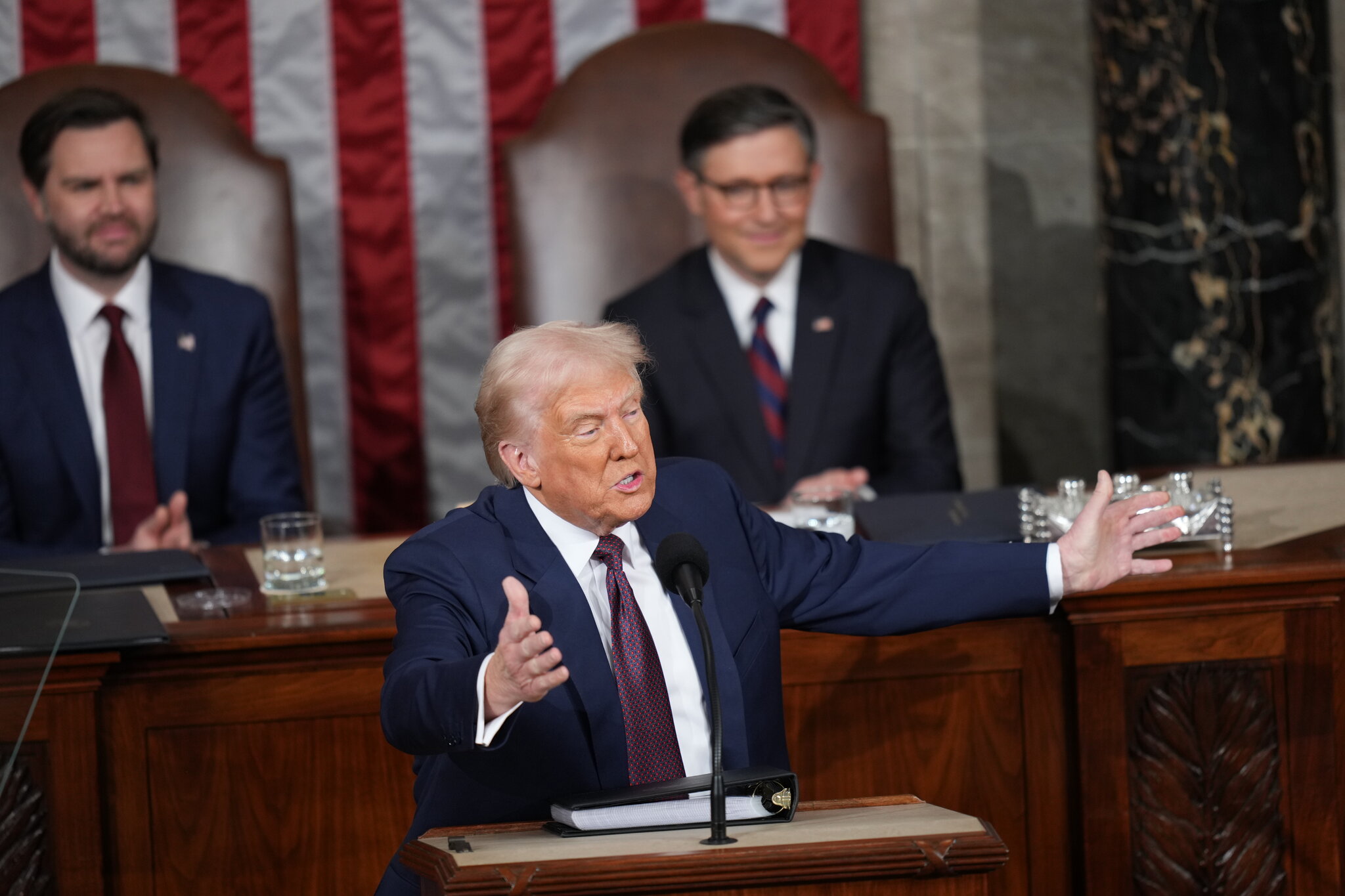 ترامب يحذر من خطاب الكراهية الديمقراطي وتأثيره على الأمن