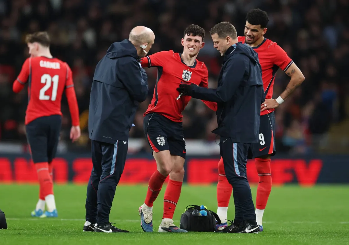 Foden fait face à des défis pour rejoindre l'équipe d'Angleterre