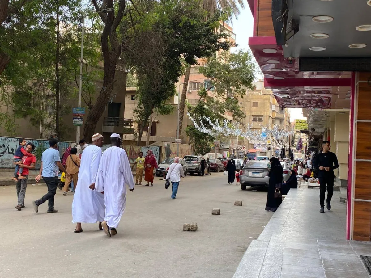 حوالات الأقارب ودورها في دعم السودانيين في مصر