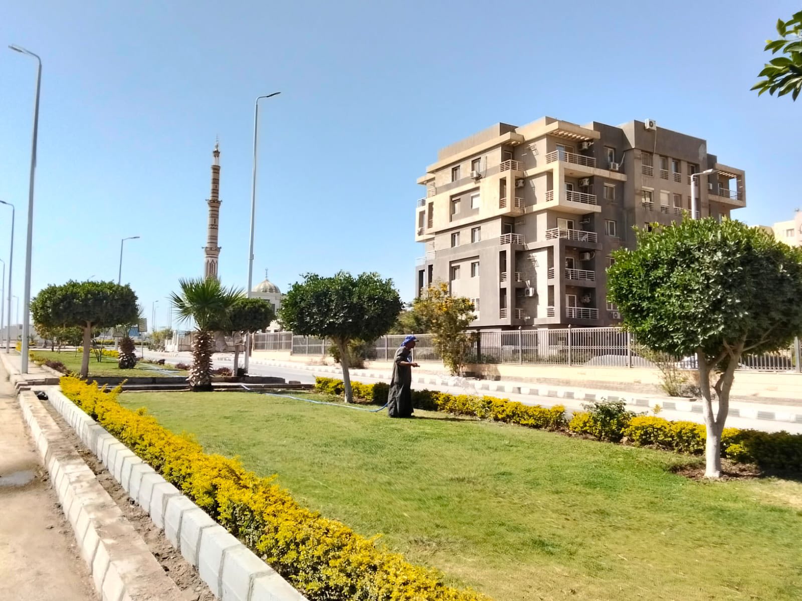 رفع كفاءة الطرق والمرافق في المدن الجديدة بمصر