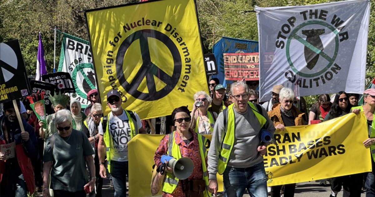 Proteste gegen Großbritanniens Rolle im Krieg vor Fairford