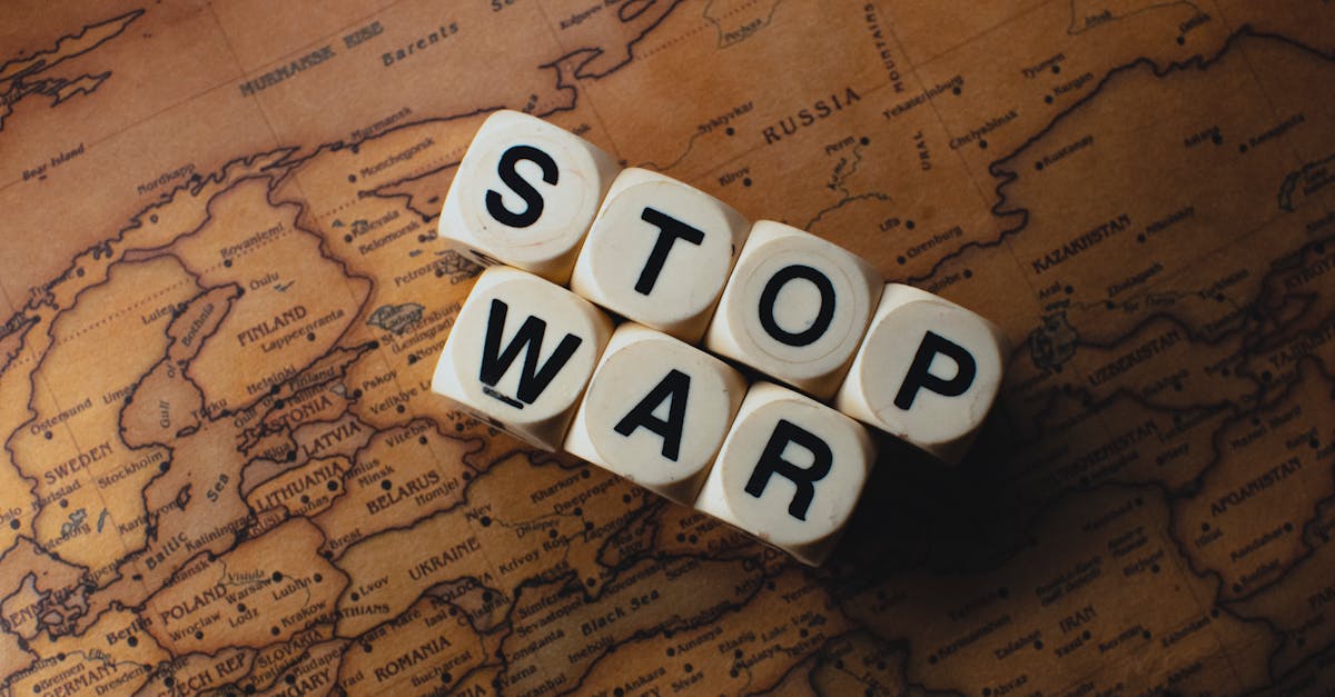 تدمير جسور في إيران وقطع الاتصالات مع أمريكا