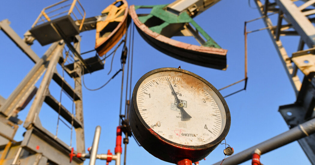 كوريا الجنوبية ترسل سفنًا لتأمين إمدادات النفط