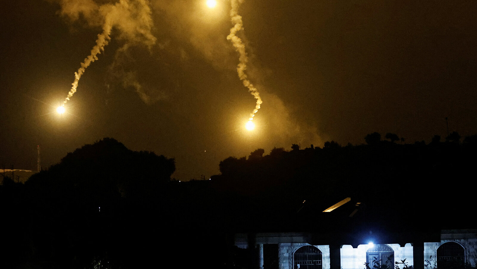 لبنان يسعى لوقف إطلاق النار مع إسرائيل