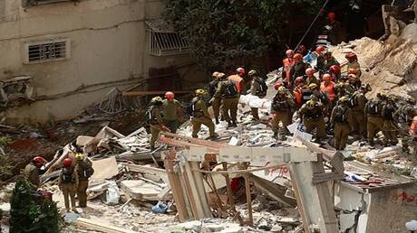 إيران تستهدف منشآت حيوية في خليج حيفا