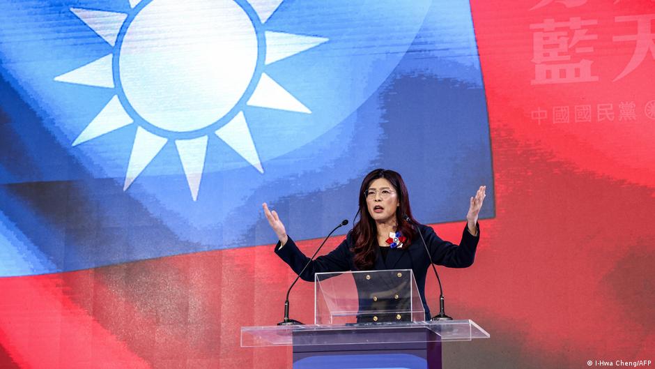 زيارة تشينغ لي ون إلى الصين وتأثيرها على العلاقات التايوانية