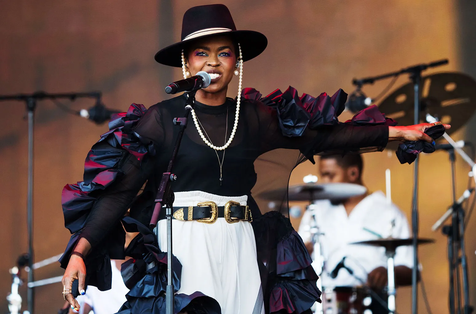 عودة Ye في لوس أنجلوس بدعم لورين هيل