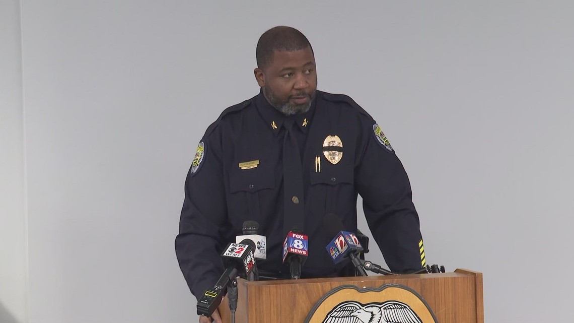 جريمة قتل مروعة لأب يقتل أطفاله الثلاثة في الكرك