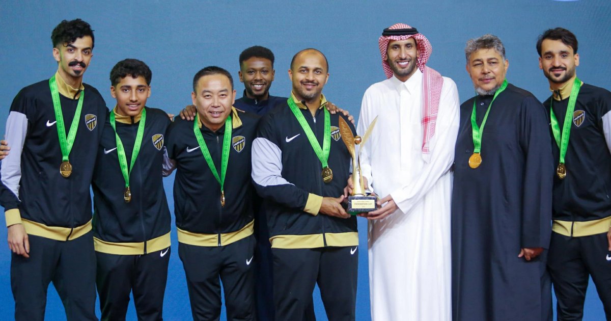 Diskussion über das Design der Glückwünsche nach dem Titelgewinn