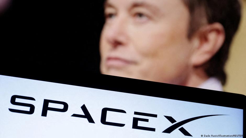اكتتاب SpaceX العام: آمال ومخاطر مالية