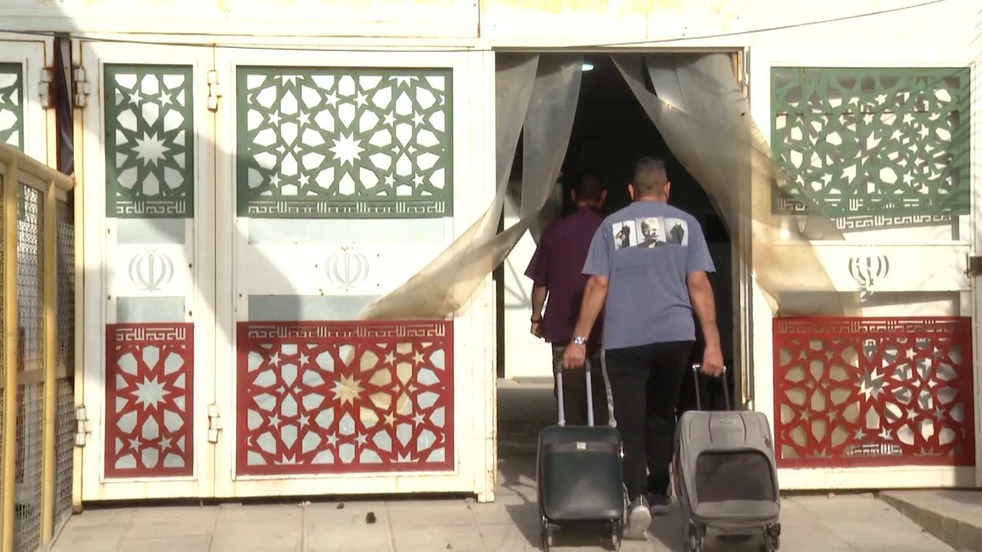 عودة حركة المسافرين والتجارة في منفذ الشلامجة