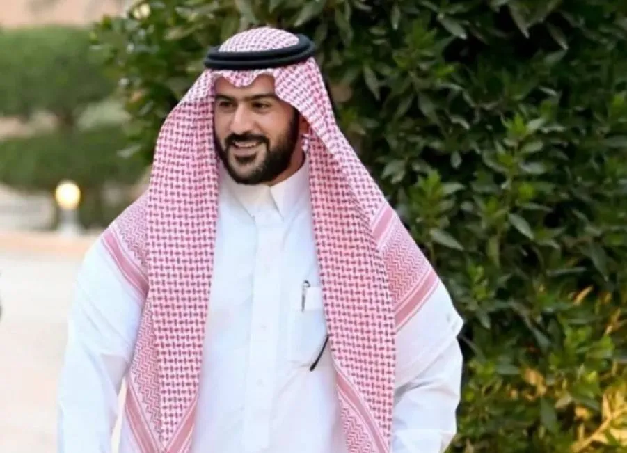 الشباب يطلب حكام أجانب لمواجهتي النصر والاتحاد