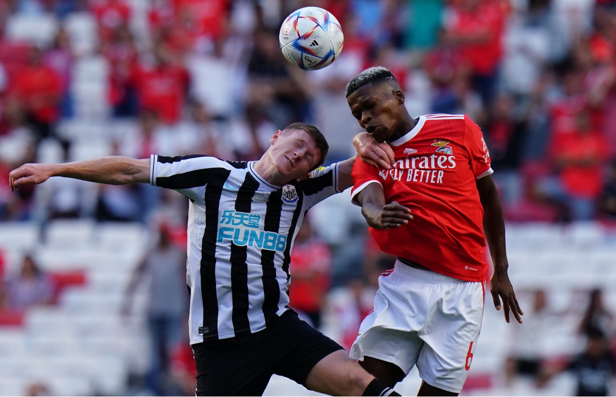 مانشستر يونايتد ينسحب من صفقة أندرسون