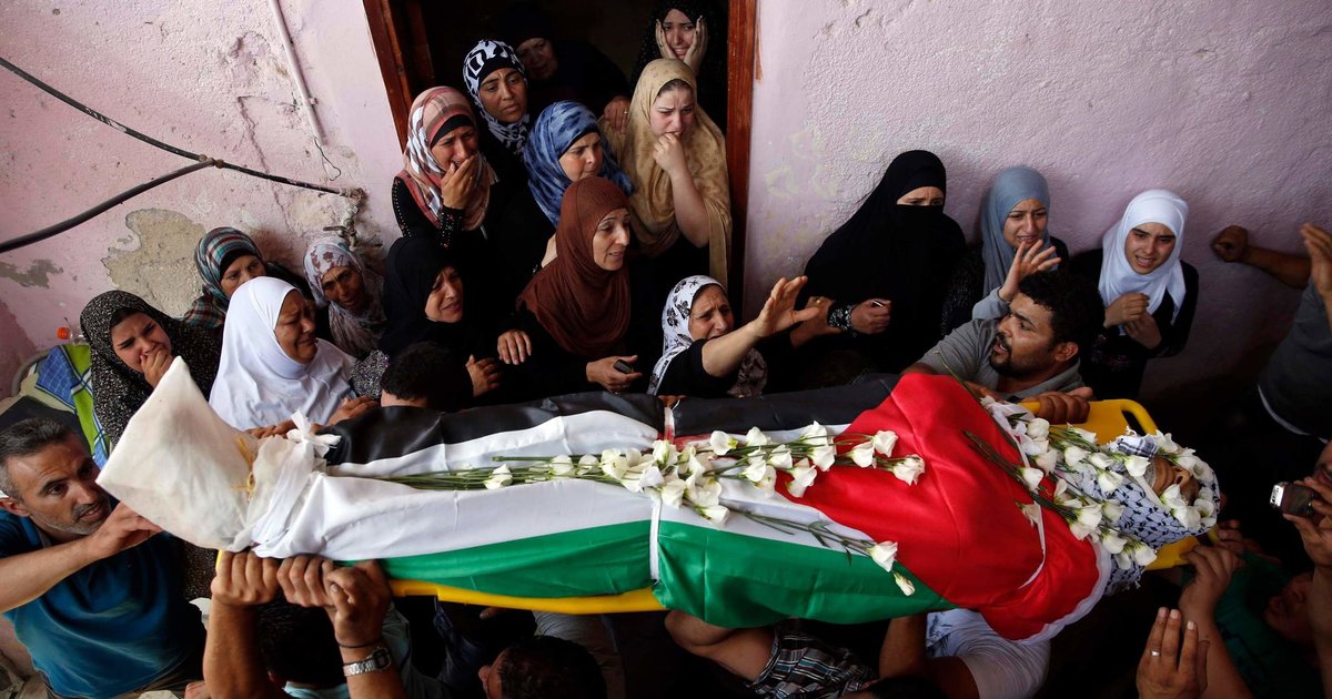 Israeli Forces Storm Qalandia Camp, Seize Homes