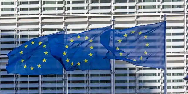 إزالة العلم الأوروبي من بلديات فرنسية