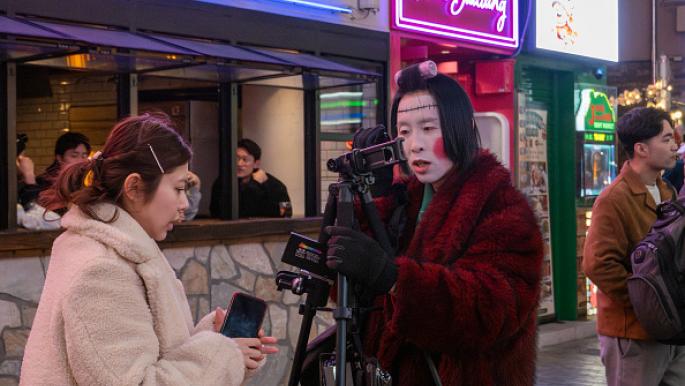 استراتيجيات جديدة لصناع المحتوى لتحقيق الدخل