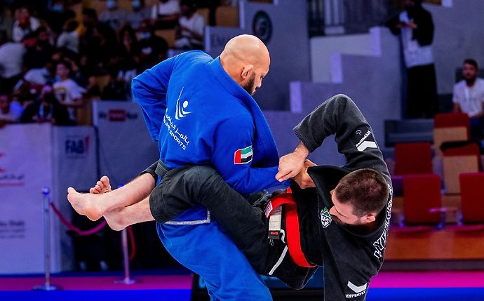 Zahlreiche Zuschauer bei Jiu-Jitsu-Meisterschaft in Abu Dhabi