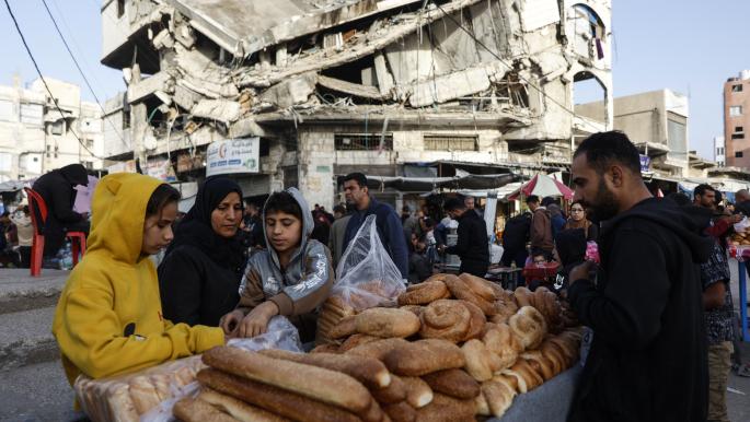 Gaza's Bread Crisis Intensifies with Supply Shortages