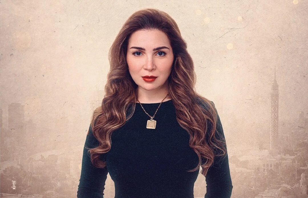 مي عز الدين تتألق بإطلالة صيفية مبهرة