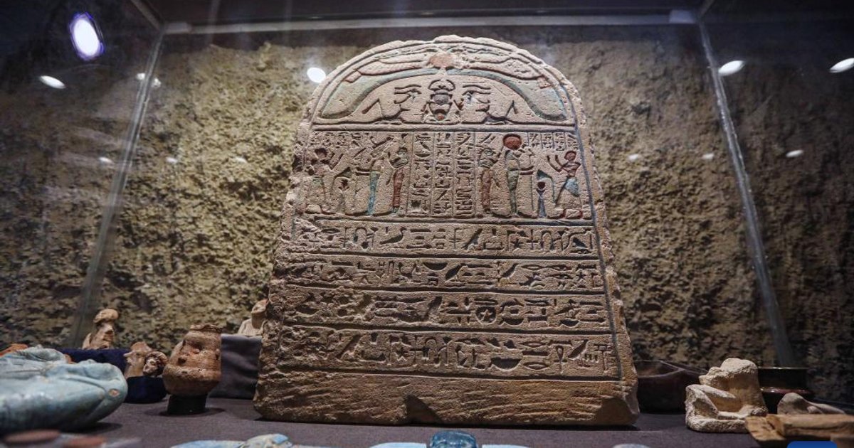 اكتشاف كنوز أثرية في الأقصر