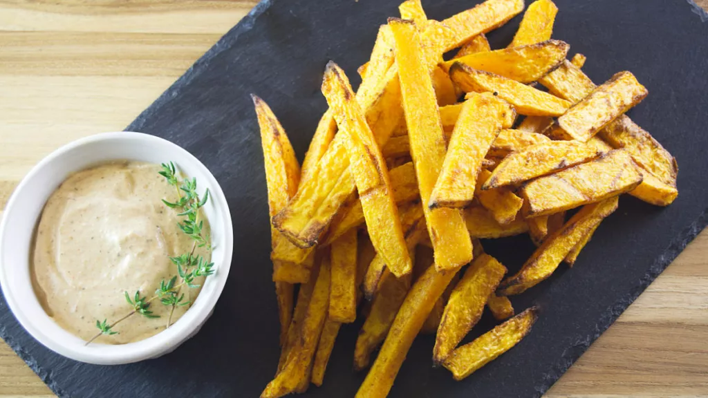 تحضير بطاطس محمرة بنكهة مميزة في الإير فراير