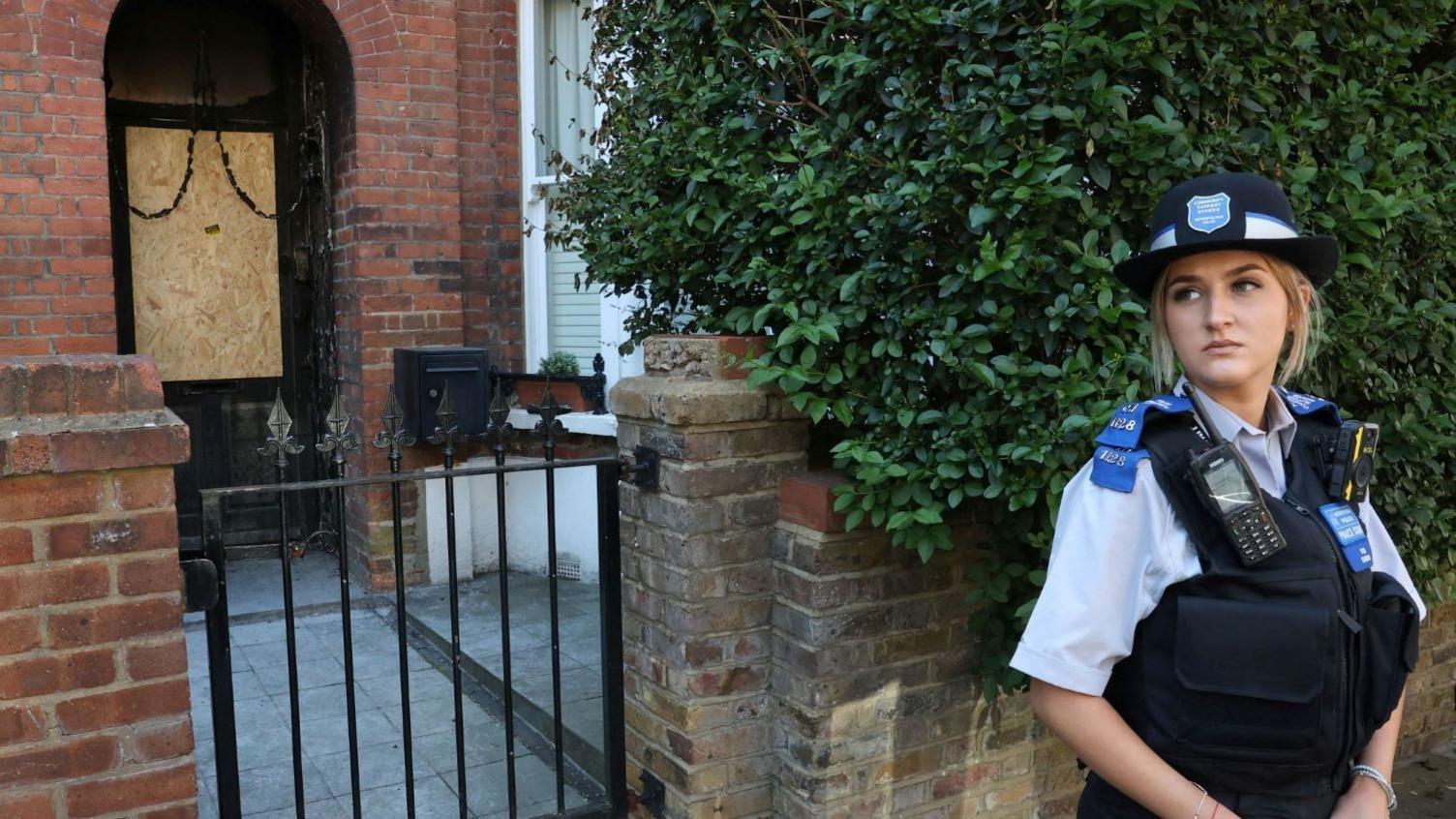 محاكمة رجال بتهمة الإحراق العمد في لندن