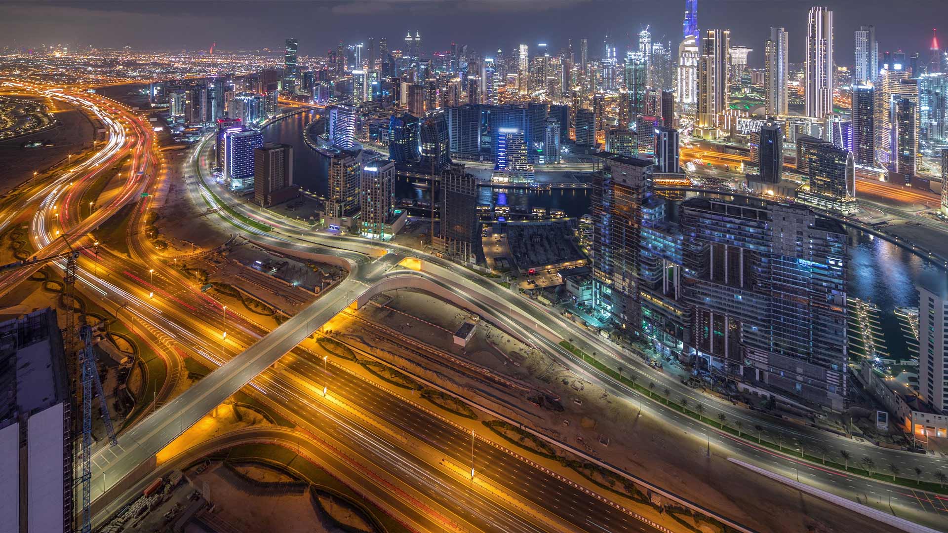 مبادرة طرق دبي الهادئة لتحسين تجربة القيادة