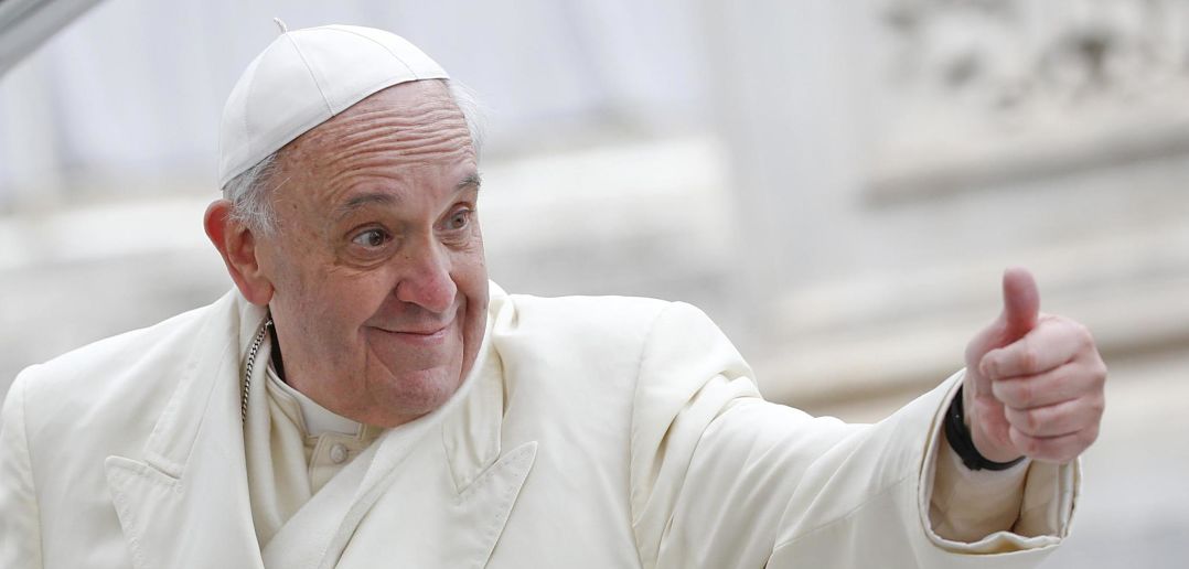 Pape dénonce l'écart entre riches et pauvres à Monaco