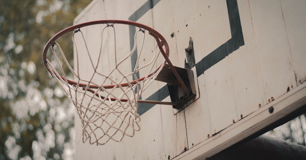 Izzo rechaza retiro tras derrota de Michigan State