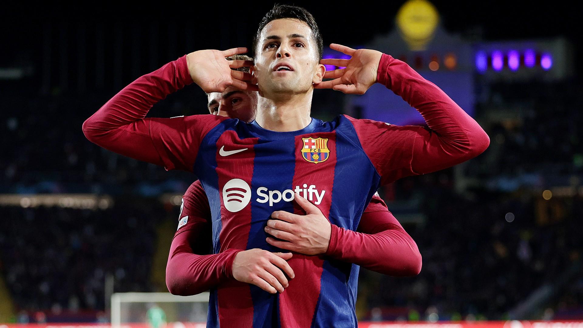 Le الهلال saoudien suspend les négociations pour Cancelo