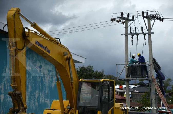 Restore electricity in Manado after earthquake