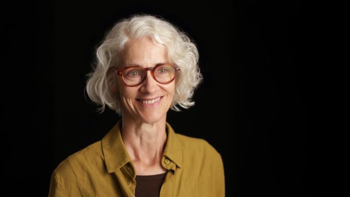 قصص إليزابيث فايبرت عن التراث المحلي