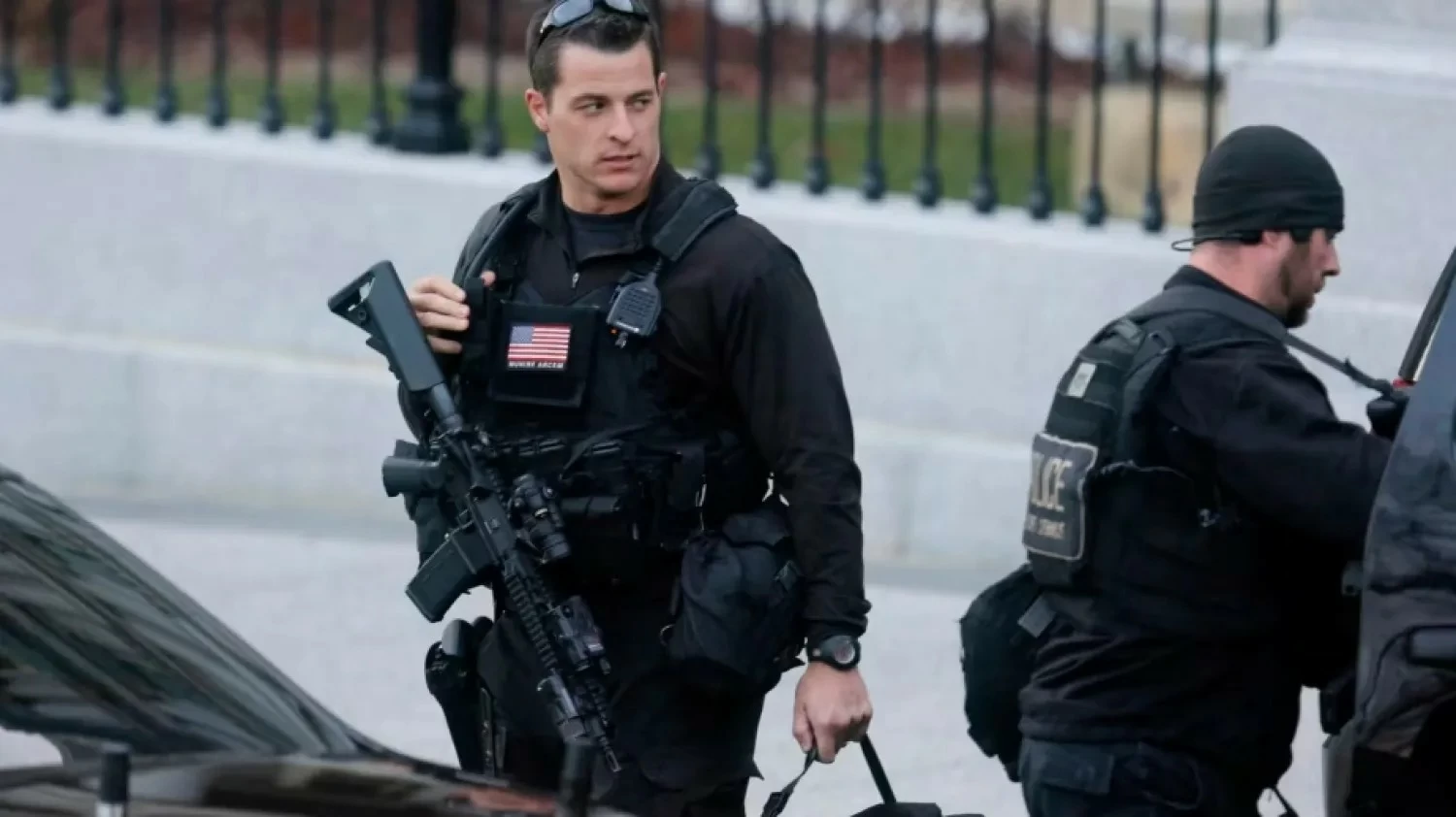 إطلاق نار قرب البيت الأبيض يثير قلقاً أمنياً