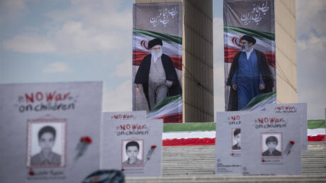 Khamenei Botschaft zum Tag der Islamischen Republik